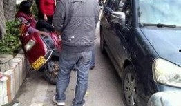 登封市最新爆料车祸,多车连环相撞引发交通瘫痪